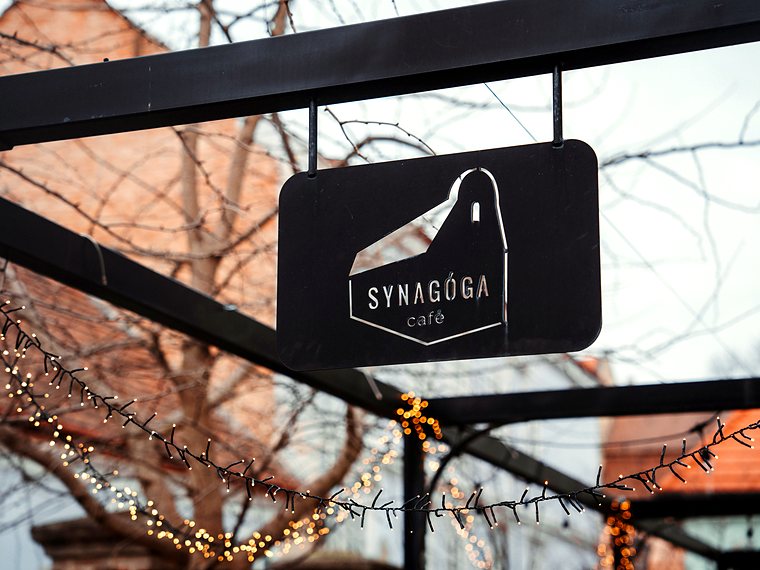 Tabuľa Synagóga Café